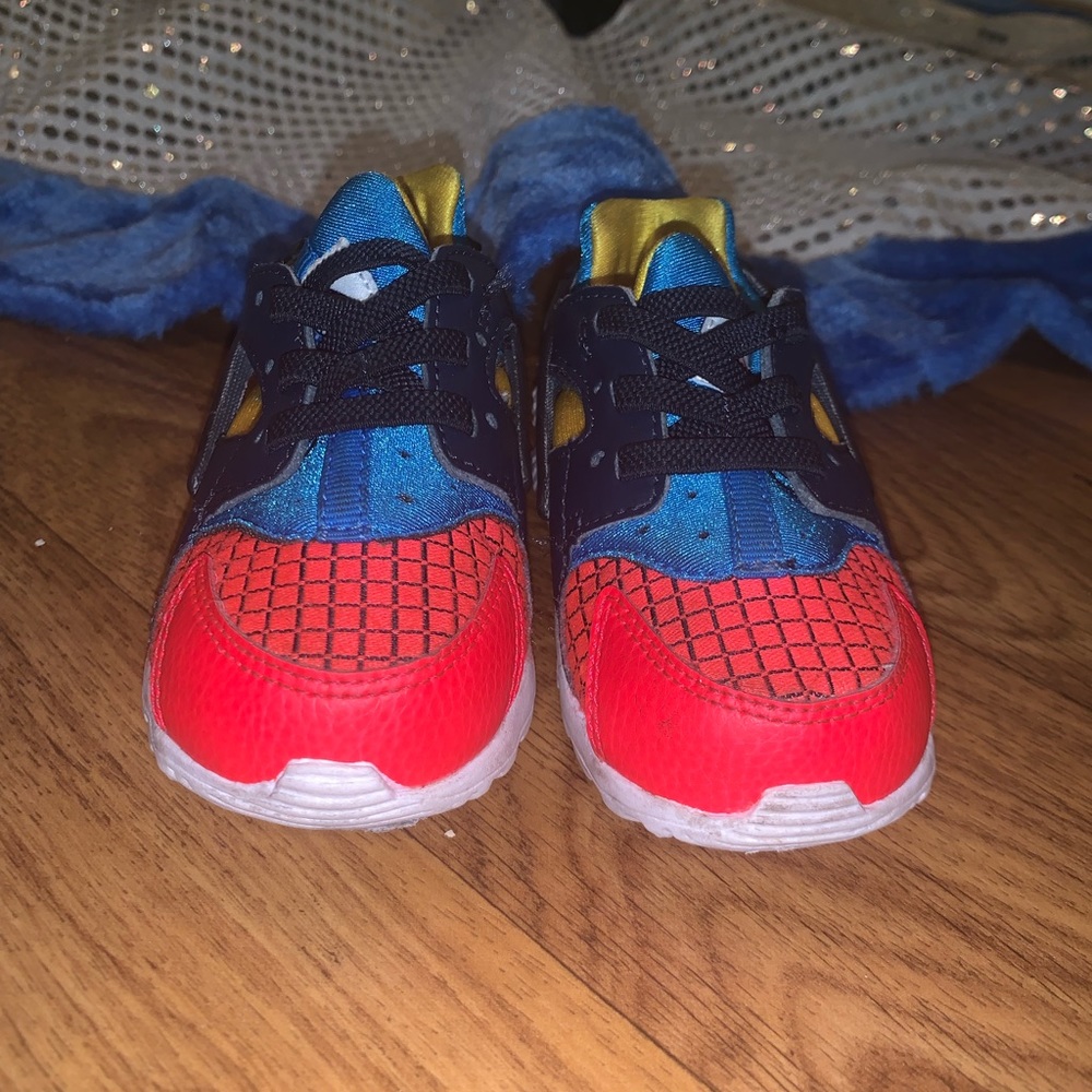 Nike Huarache “Spider-Man” Toddler